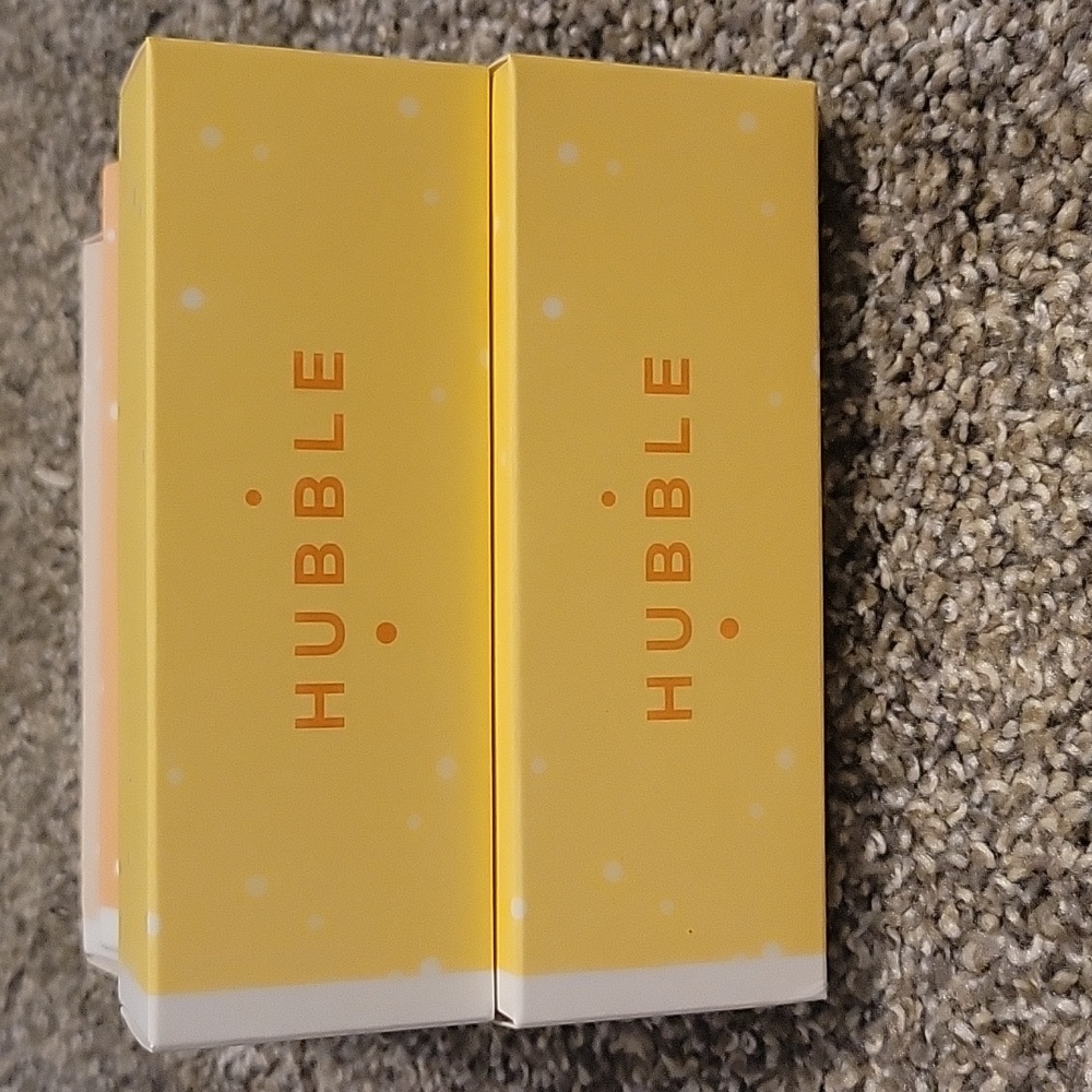 Hubble Contact Brand New